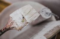 Kaboompics - Paintbrush covered with paint