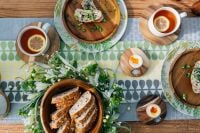 Kaboompics - Breakfast served with tea, bread and eggs