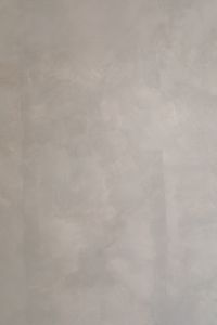Kaboompics - Pale Gray Wall with Broad Mottled Patches