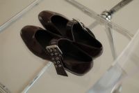 Kaboompics - Cherry Burgundy Shoes in Clear Display Box
