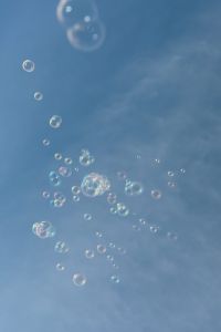 Soap Bubble Photography with Artistic Backgrounds and Garden Scenes