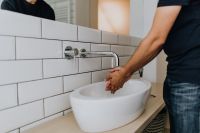 Kaboompics - Washing of hands under running water