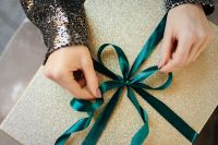 Kaboompics - Girl With a Gift