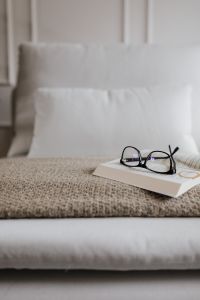 Kaboompics - Book and Glasses