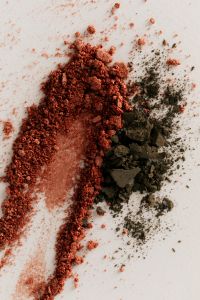 Kaboompics - Red Brown and Green Makeup Powder Texture