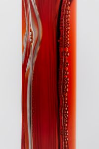 Kaboompics - Minimal Perfume Liquid Abstract Composition