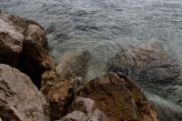 Kaboompics - Rocks by waterside