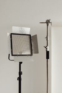 Kaboompics - Photo studio interior - C-stand lighting tripod - photo backdrop - LED lamp