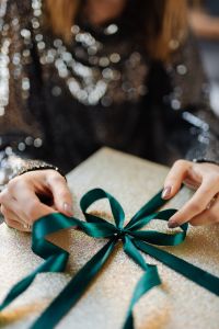 Kaboompics - Girl With a Gift