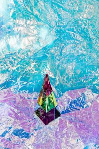Kaboompics - Rainbow Glass Prism on Crumpled Foil for Colorful Campaign Backdrops