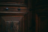 Kaboompics - Beautiful wooden doors in Barcelona, Spain