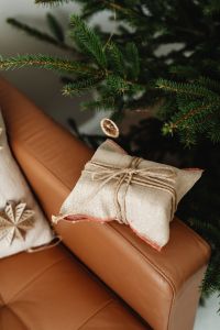 Kaboompics - Close Up of Fabric Gift Pouch on Christmas Tree