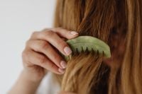 Kaboompics - Close-Up Hair Care with a Jade Comb