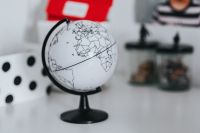 Kaboompics - White globe