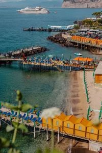 Kaboompics - Sorrento Waterfront With Cruise Ship And Beach Platforms