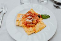 Kaboompics - Ravioli with Tomato Sauce, Parmesan and Fresh Basil