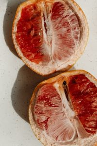 Kaboompics - Grapefruit Halves on Neutral Background