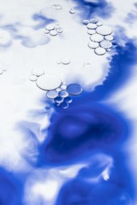 Kaboompics - Minimal Blue Liquid With Soft Edge Flow