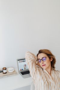 Kaboompics - A woman works at her desk - home office