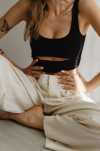 Kaboompics - Simplistic Sophistication - A Fashion Photoshoot with a Stunning Model in Neutral Minimalist Outfits