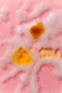Kaboompics - Pink Foam with Orange Drops
