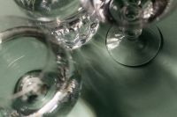 Kaboompics - Soft Focus Glassware With Dramatic Light Reflections