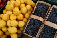 Kaboompics - Fresh Lemons and Blueberries at a Farmers Market