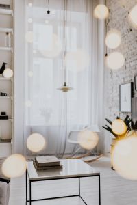 Kaboompics - Living Room With Scandi Interior Design, Un'common Marble Table