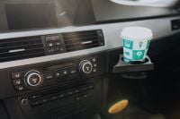 Kaboompics - Car ventilation system and air conditioning with coffee in handle, BMW E91 320d