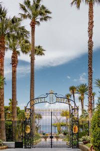Kaboompics - Ornate Hotel Royal Gate Overlooking The Sorrento Coast