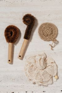 Reusable Bathroom Essentials for Plastic-Free Oral Care, Skincare and Bath Routines