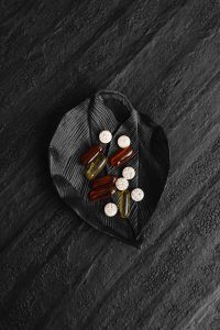 Kaboompics - Glasses of Water with an Effervescent Supplement Tablet on Marble