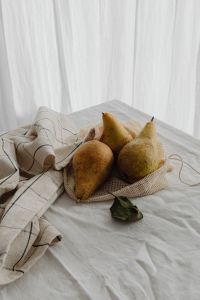 Kaboompics - Still Life With Pears