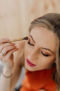 Kaboompics - Extreme Close-Up of an Eyeshadow Brush Blending Makeup on a Closed Eyelid