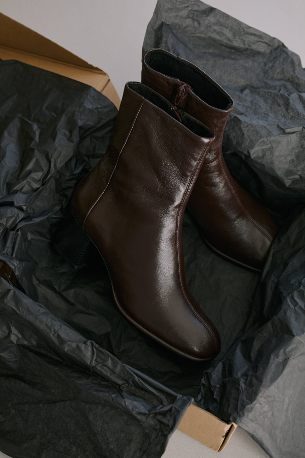 Stylish Autumn Shoes - Suede & Leather Minimalism. Ideal for shoes and ...