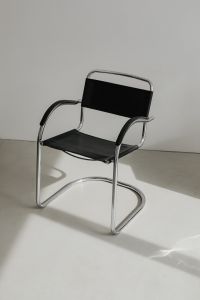 Kaboompics - Angled Black Chrome-Frame Armchair