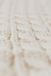 Kaboompics - Cream Braided Knit Texture