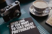 Kaboompics - Old analog camera and photography book