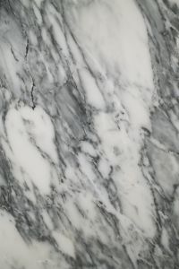Kaboompics - Arabescato Marble with Layered Gray Veining
