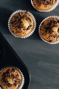 Kaboompics - Homemade chocolate chip muffins