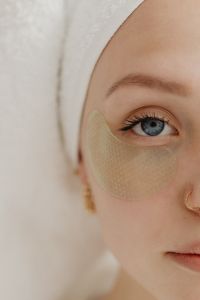 Kaboompics - Close-Up Portrait of Woman Wearing a Hydrogel Eye Patch