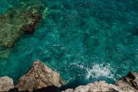 Kaboompics - Turquoise Water Texture with White Foam around Amalfi Coast Rocks