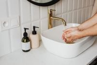 Kaboompics - Coronavirus - Wash your hands - soap - COVID-19