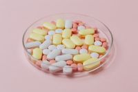 Kaboompics - Pills
