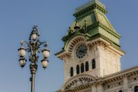 Kaboompics - Carved Corinthian Columns on a Cream Italian Palazzo