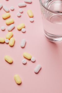 Kaboompics - Pills - Free Medical Photos