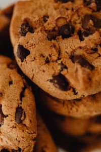 Kaboompics - Macro Texture of Chocolate Chip Cookies in a Homemade Baking Still Life