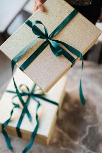 Kaboompics - Girl With a Gift