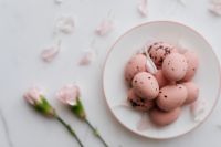 Kaboompics - Pink Chocolate Eggs - Easter