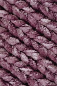 Kaboompics - Purple Braided Knit Texture